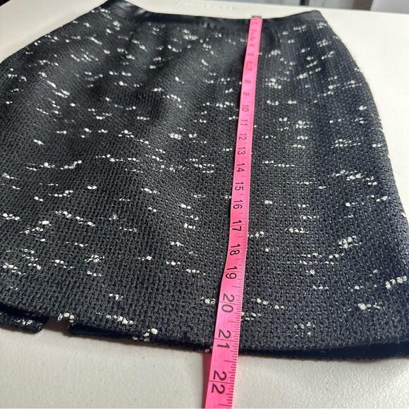 MILLY Lamb Leather Trim Speckled Tweed Pencil Skirt Black Size 6 - Picture 9 of 9